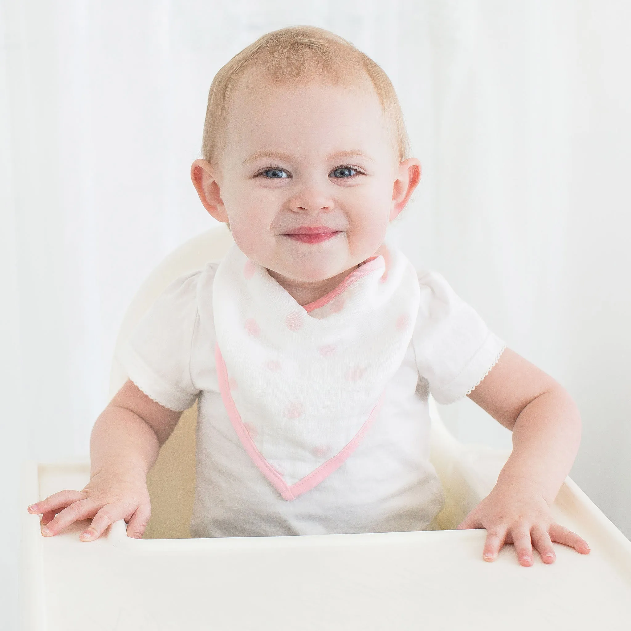 Moisture Wicking Muslin Bandana Bib - French Dots, Pastel Pink